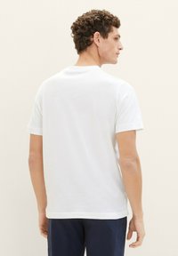 TOM TAILOR MIT LOGO - T-shirts print - white