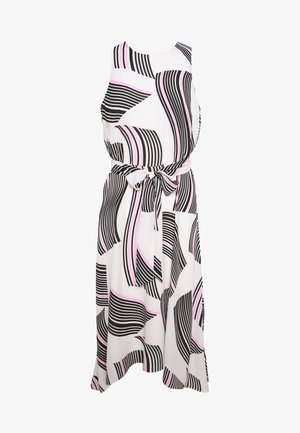 Mouwloze midi-jurk met zwarte en roze abstracte golvende strepen op wit, voorzien van een ronde halslijn en een stoffen ceintuur die in de taille is gestrikt.