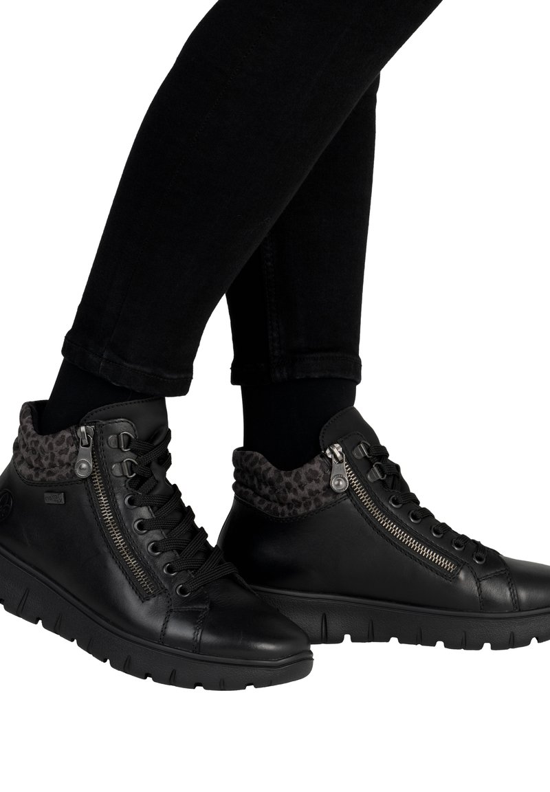 Rieker Bottines à lacets - schwarz