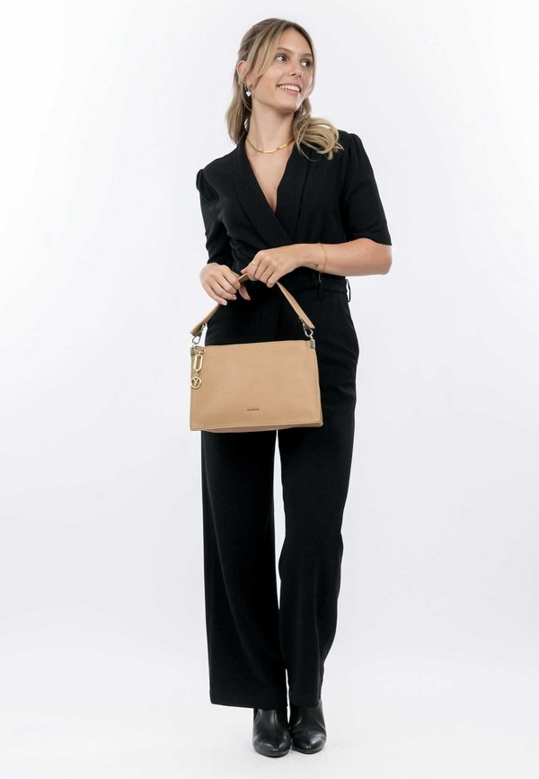 GWENNY - Handtasche - sand