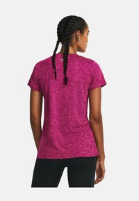 Under Armour TECH TWIST - T-Shirt basic - mystic magenta