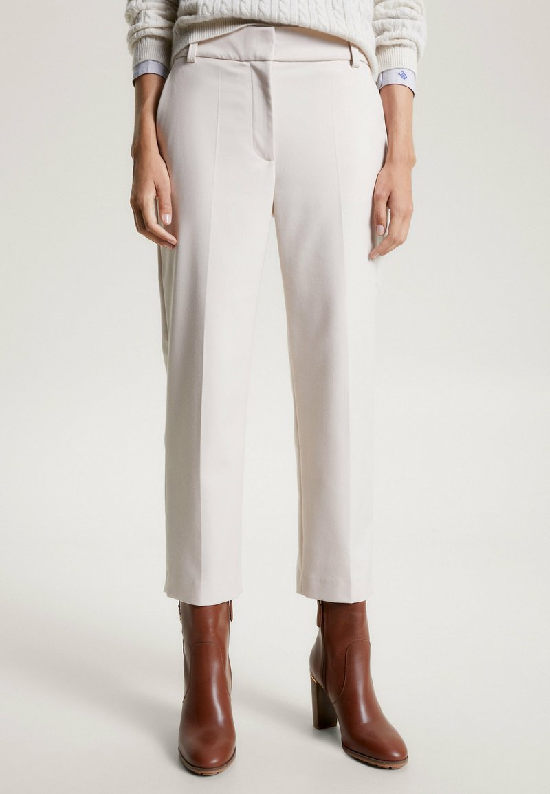 Tommy Hilfiger CORE - Chino - cashmere creme/beige - Zalando.dk