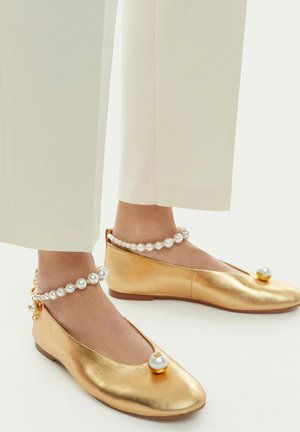 Gino Rossi, GINO ROSSI WOMEN'S BALLET PUMPS GOLD - Ballerine con cinturino - gold-coloured