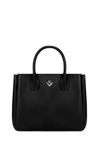 Schwarze Leder-Umhängetasche mit abgerundeten Griffen, glatter Textur und einem zentralen Logo-Emblem. Minimalistisches Design, rechteckige Form, keine sichtbaren Beschläge.