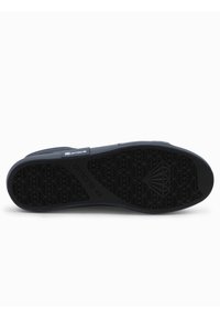 Suela de zapato de goma negra con un patrón texturizado geométrico, que presenta la marca "ambre" y el tamaño "42" grabados en el lateral.