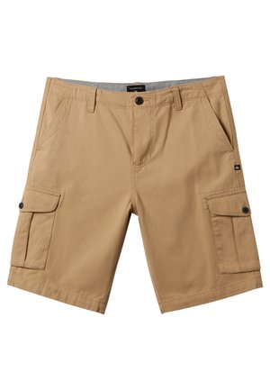 Beige cargoshorts met een platte voorkant, twee zijzakken en twee zakken op de dij. Gemaakt van lichte stof met een gladde textuur.