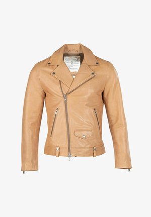 Bunda za motocikliste od konjaka s asimetričnim patentnim zatvaračem, detaljima sa kopčama na pritisak, dva džepa na patentni zatvarač i ovratnikom s prorezom. Glatka tekstura s minimalnim šavovima.