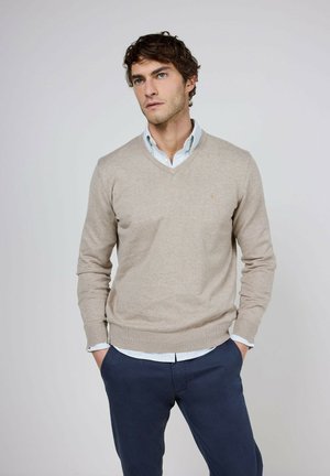 El Ganso, JERSEY CUELLO PICO - Jersey de punto - beige