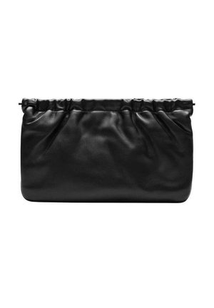 Pochette en cuir souple noir avec le dessus froncé et les coins inférieurs arrondis, sans poignées ni décorations visibles.