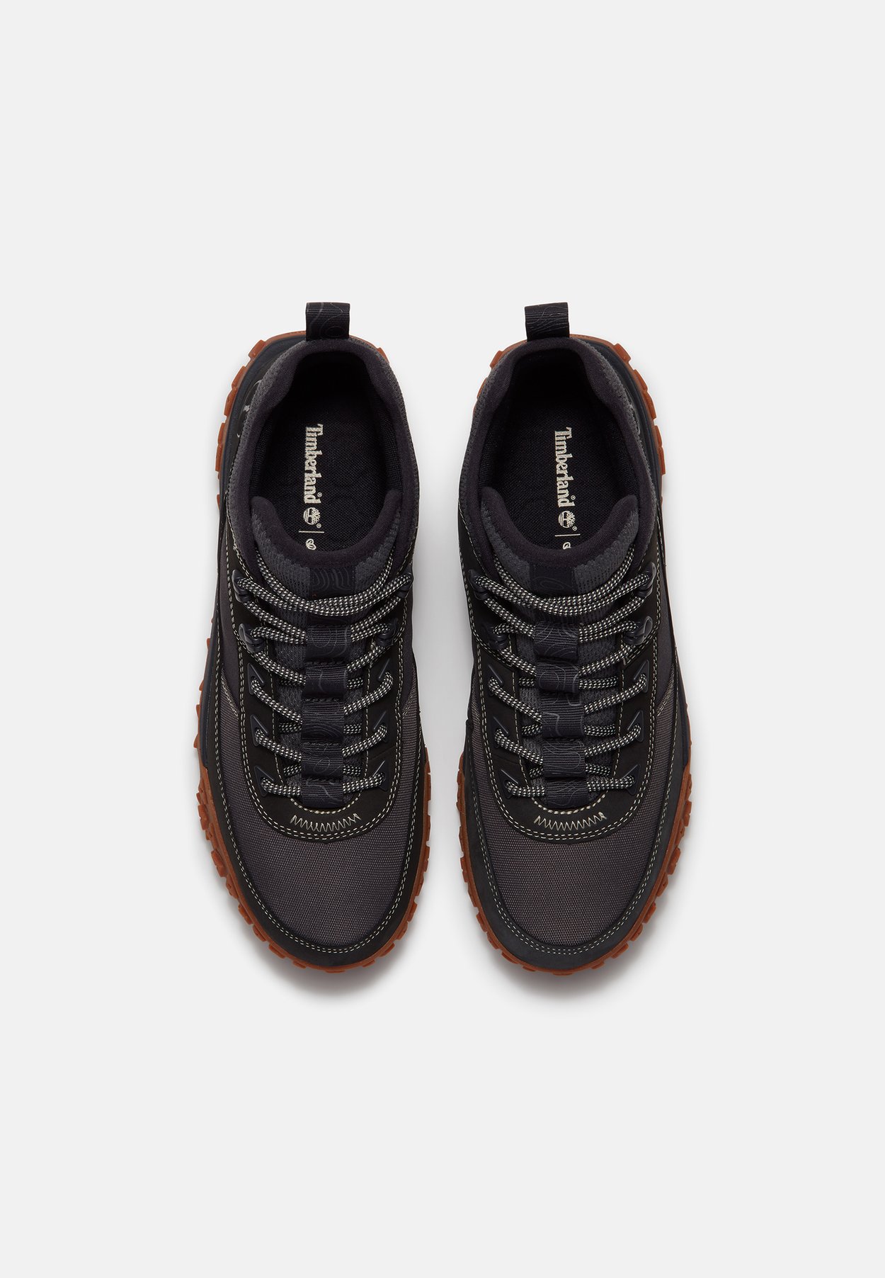 LACE-UP
