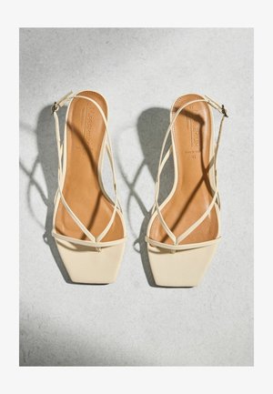 Next, Sandales tongs - white