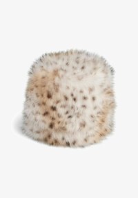 Wybrany, cloud dancer