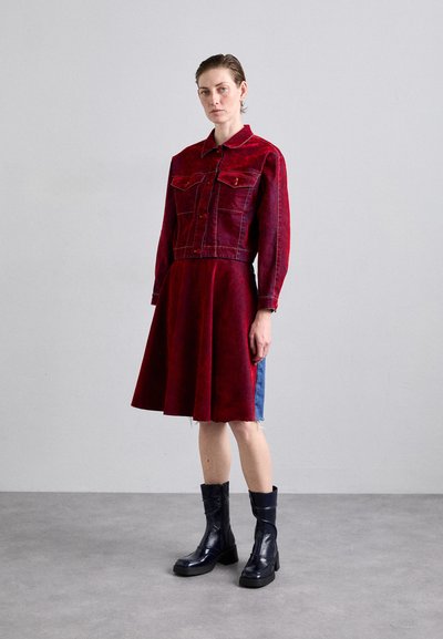 Ksenia Schnaider SKIRT WITH BACK PART - A-linjekjol - red