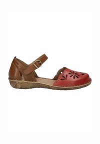 Infradito in pelle marrone e rossa con design a fiore intagliato, cinturino alla caviglia regolabile e suola in gomma beige texturizzata.
