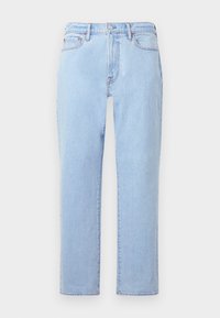 Jeans din denim de un albastru deschis, cu un design drept, cinci buzunare, închidere cu nasture și o textură ușor estompată. Coaserea este vizibilă la cusături.