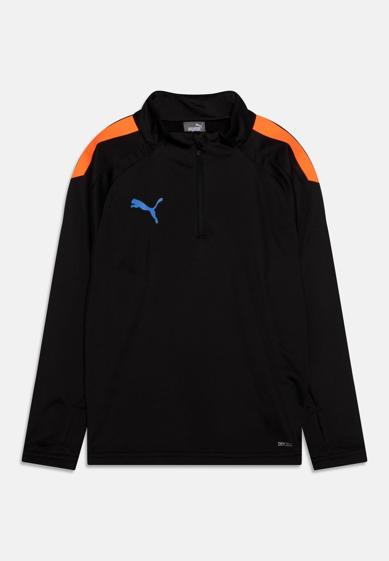 Schwarzer Langarm-Pullover mit orangen Schulterakzenten, halbem Reißverschluss am Kragen und blauem Logo. Hergestellt aus feuchtigkeitsableitendem Material, mit flachen Nähten.