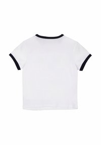 Vitt t-shirt med korta ärmar, med en marinblå ribbad krage och ärmslut. Slätt bomullstyg med rak passform.