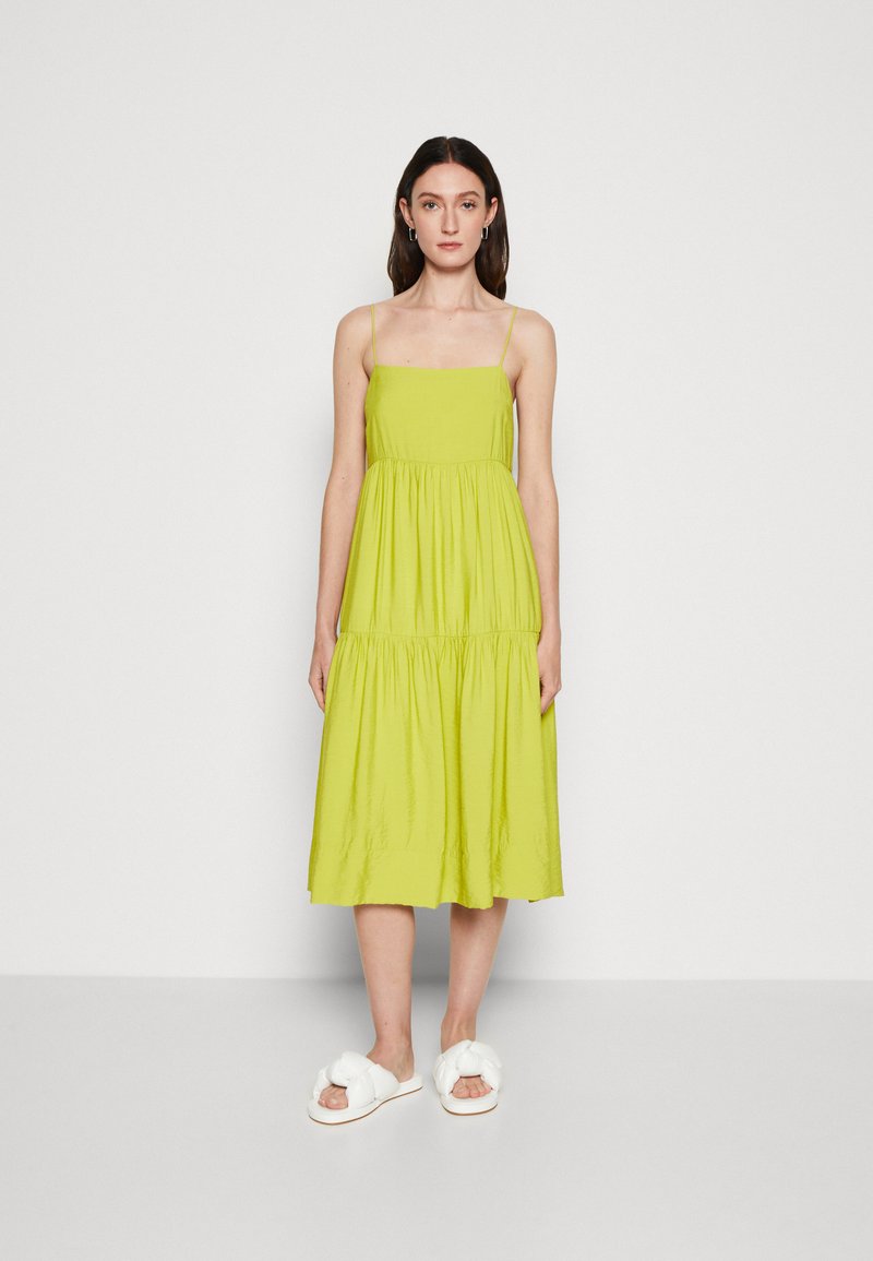 Abercrombie & Fitch CHASE TRAPEZE MIDI DRESS Day dress apple green