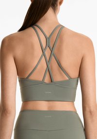 OYSHO STRAPPY BACK - Sportski grudnjak s blagom potporom - khaki