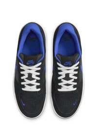 Nike SB FORCE 58 UNISEX - Treniņu apavi - black hyper royal anthracite summit white