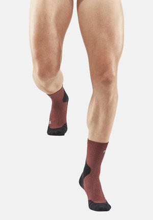 LIGHT MERINO HIKING COMPRESSION SOCKS MID CUT MEN - MADE IN GERMANY - Socken - brown