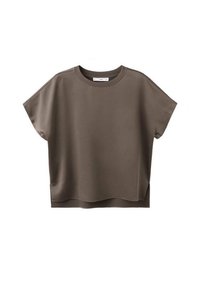 Niewybrane, medium brown