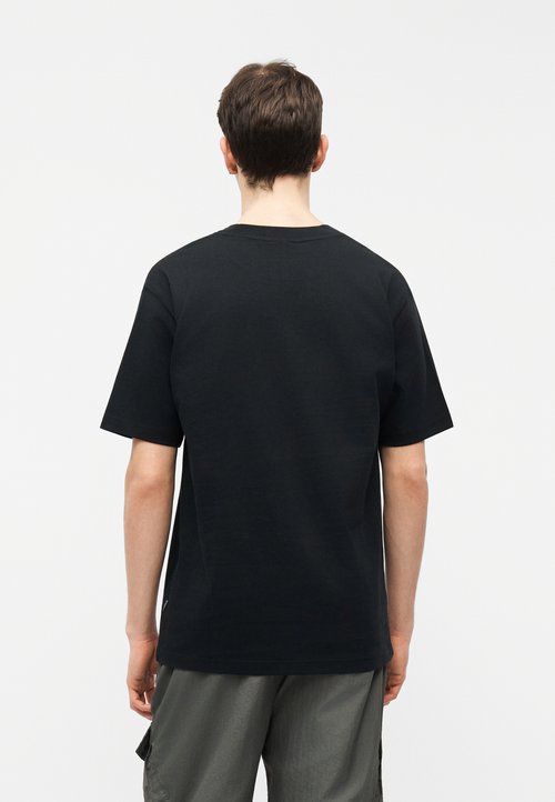New Balance T-Shirt 'Classic' — foto 3