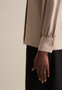 Seidensticker SCHWARZE ROSE - Camicia - beige