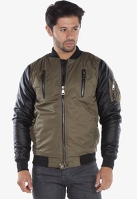 Cipo & Baxx Bomber Jacket - khaki