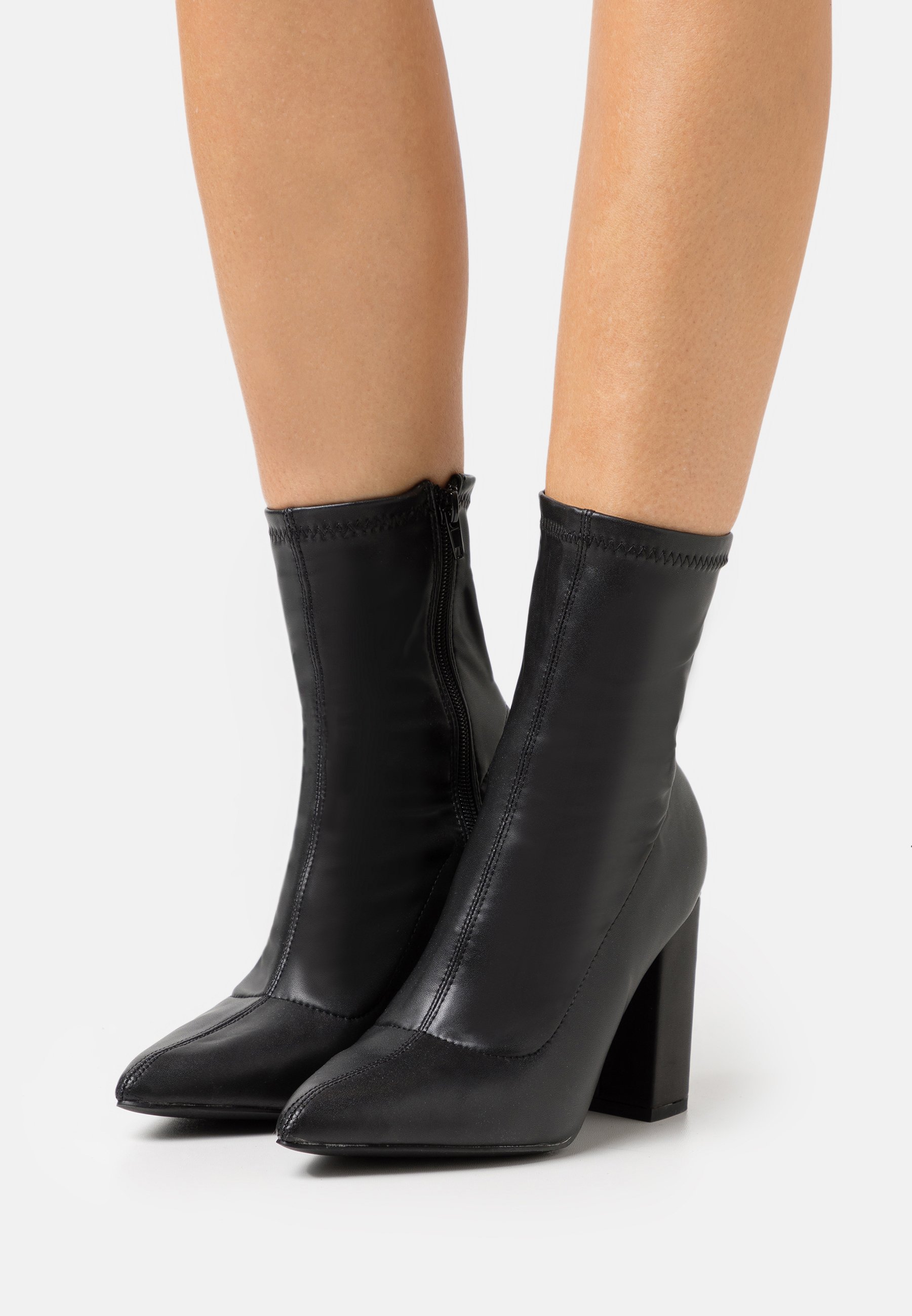 pointed toe sock boot