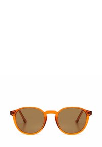 Oranje transparante zonnebril met ronde monturen en bruin getinte lenzen, met een minimalistisch ontwerp en rechte pootjes.