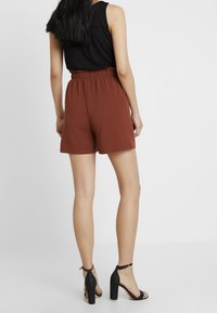 Vero Moda Shorts - brown