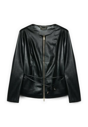 Czarna kurtka z imitacji skóry z długimi rękawami, okrągłym dekoltem, zamkiem błyskawicznym z przodu i cienkim paskiem wiązanym w talii.