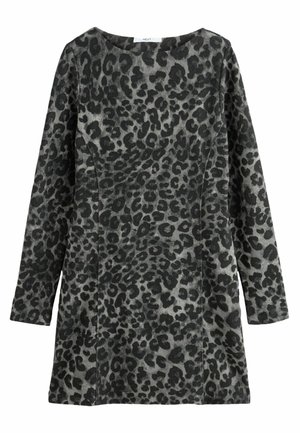 Robe à manches longues, longueur genou, imprimé léopard gris et noir avec un col rond, présentée sur fond blanc.