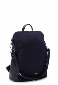 Zaino in nylon blu navy con maniglia superiore e spallacci regolabili, caratterizzato da una chiusura con zip e dettagli in metallo argentato.