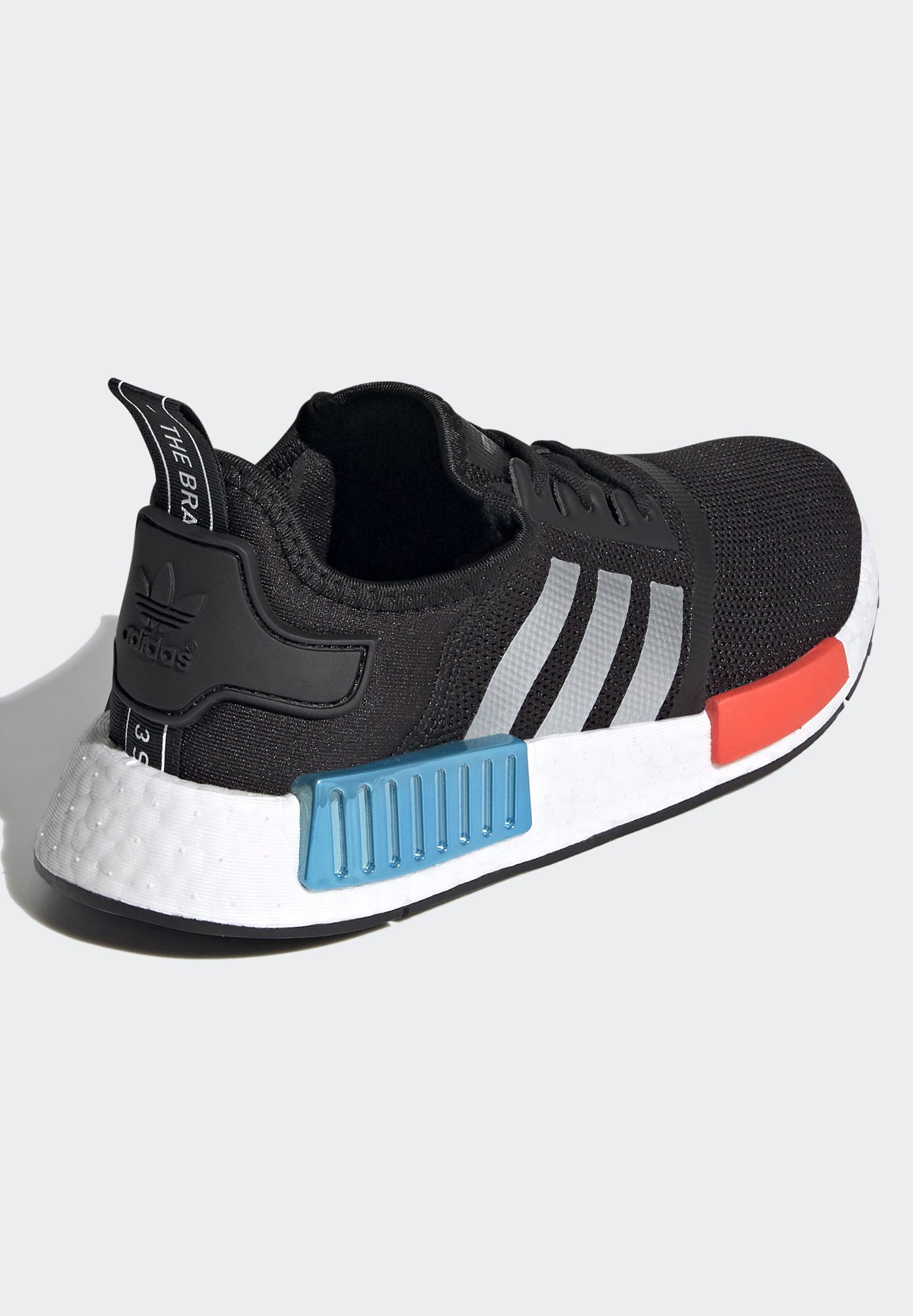 nmd_r1  joggesko  core black/solar red