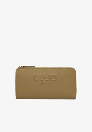 Portafoglio beige strutturato con chiusura a cerniera e logo "Liu Jo Milano" in rilievo sulla parte anteriore su sfondo bianco.