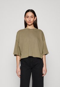 ONLY Tall ONLLUCY LIFE OVERSIZE TEE - Topper langermet - kalamata