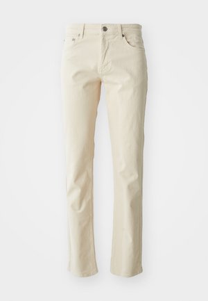 Pantalon en coton beige à coupe droite, avec un style classique à cinq poches et une fermeture à bouton en métal. Texture lisse, sans motifs.