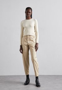 sandro PANTALON BASE EVELYNE Cargo trousers beige
