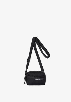 Borsa a tracolla nera in tessuto con tracolla regolabile e chiusura con zip. Caratterizzata da una tasca frontale e un logo sulla parte principale. Design compatto.