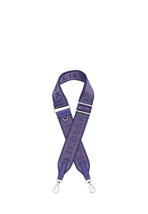 - Akcesoria podróżne