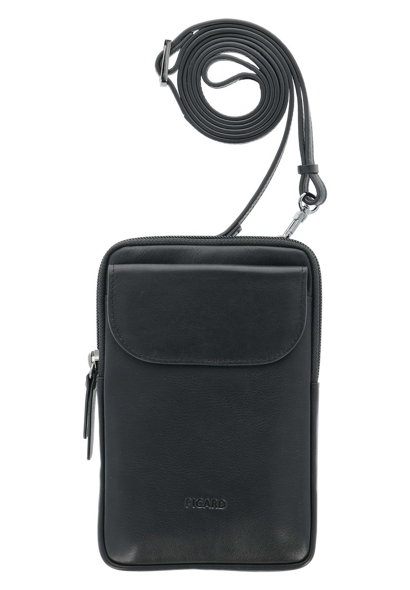 Zwarte leren crossbodytas met een hoofdvak met ritssluiting, een voorvak met klep en een verstelbare riem. Soepele textuur en minimalistisch ontwerp.