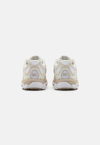ASICS SportStyle GEL-NYC UNISEX - Sapatilhas - white/feather grey