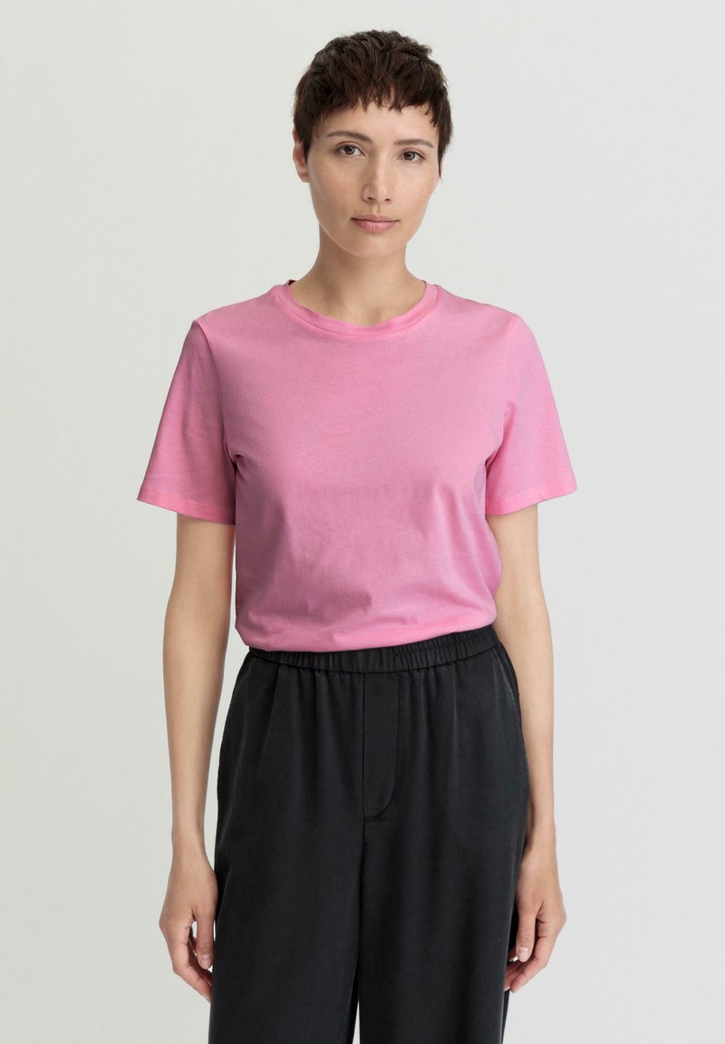 hessnatur T-shirt basic - rosa