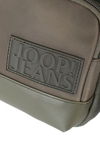 JOOP! Jeans MIRANO RAFAEL - Sac bandoulière - khaki