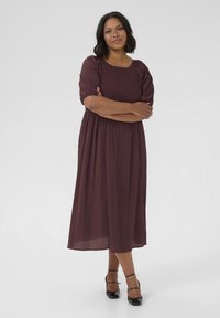 Kaffe Curve LISANA  - Vestito casual - fudge