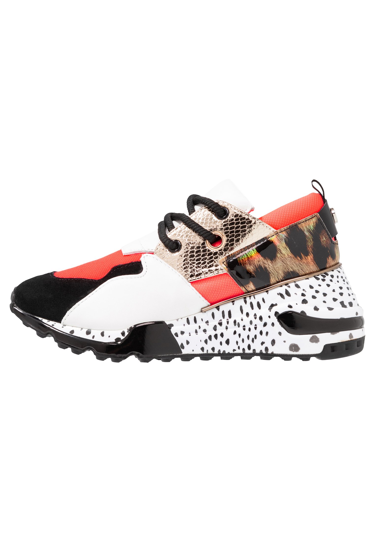 steve madden cliff coral