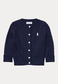 Δεν επιλέχθηκε, hunter navy
