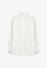 Wybrany, spring gardenia